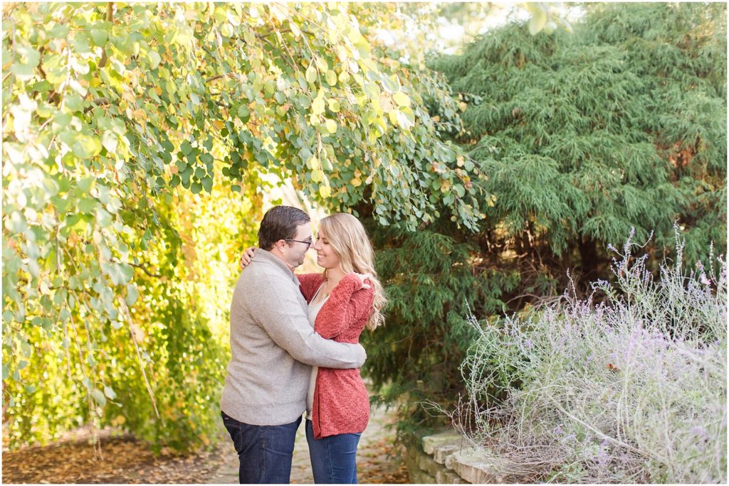 downtown-fall-elegant-engagement-session_0003