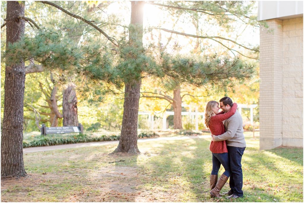 downtown-fall-elegant-engagement-session_0011