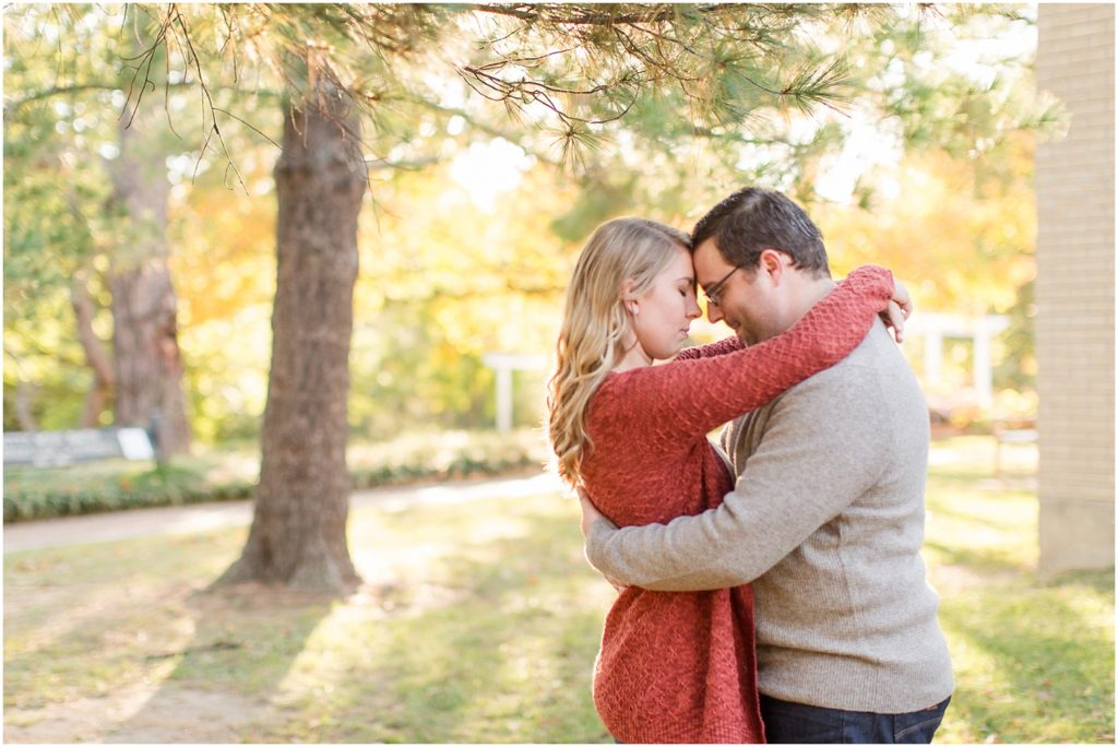 downtown-fall-elegant-engagement-session_0014