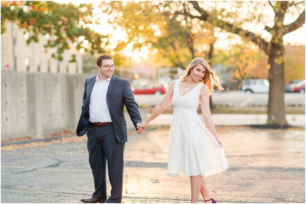 downtown-fall-elegant-engagement-session_0038