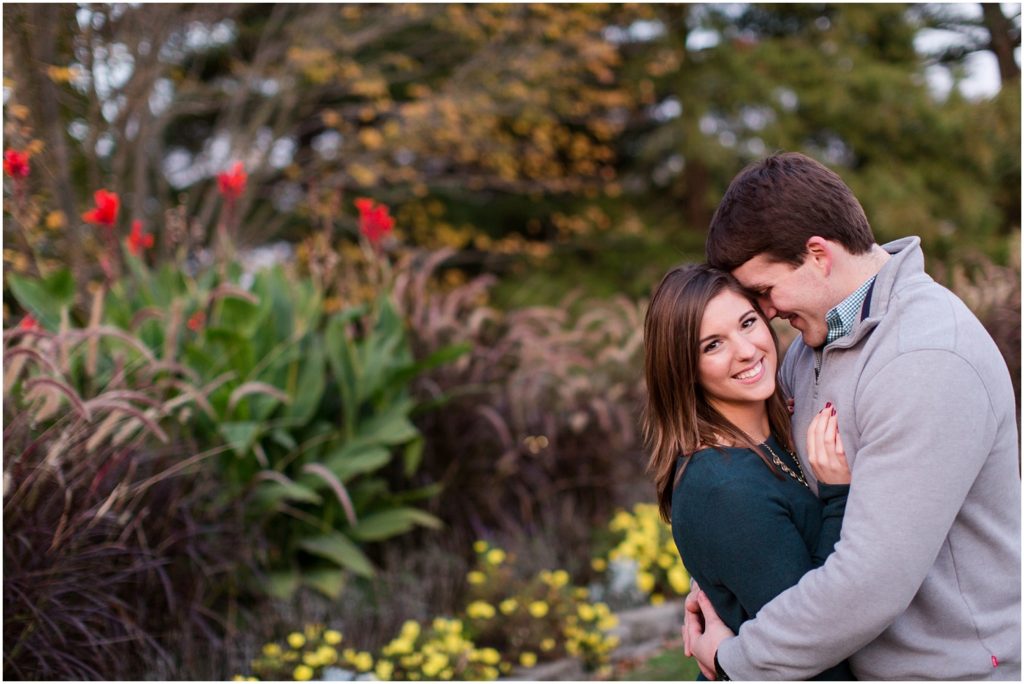 downtown-park-fall-engagement-photography_0044